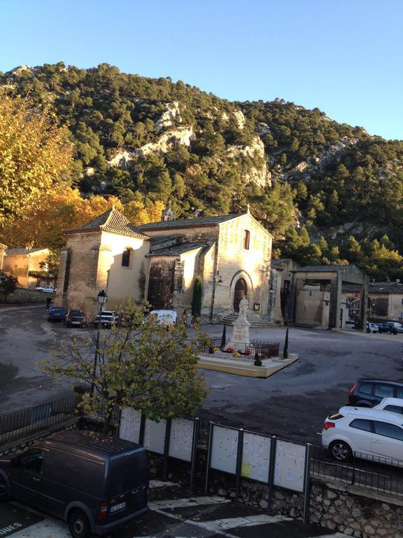 Gite Fa Mille Maison Bleu Robion en Luberon Экстерьер фото