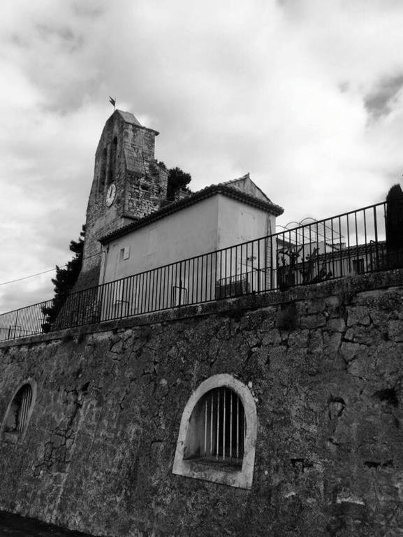 Gite Fa Mille Maison Bleu Robion en Luberon Экстерьер фото